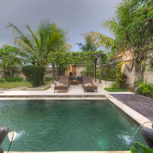 https://villa-kami-ubud.ubudhotelsnow.com
